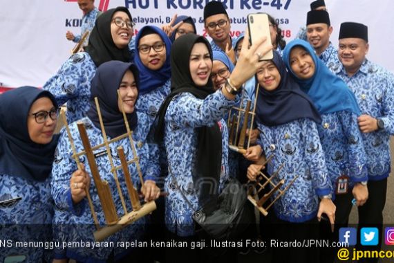 Kapan sih Pembayaran Rapelan Kenaikan Gaji PNS? - JPNN.COM