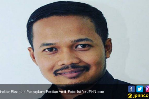 Jelang Pemilu, Puskapkum Terbitkan Buku Tentang Politik Hukum Era Jokowi - JPNN.COM