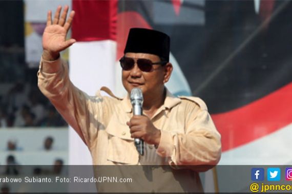 Prabowo Bersenda Gurau dengan Sandi, Ucapkan Terima Kasih kepada Guru Honorer - JPNN.COM