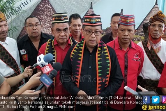 Ketum Partai KIK Bakal Beri Kejutan di Konser Putih Bersatu Jokowi - JPNN.COM