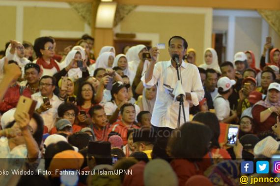 Jokowi Yakin Menang di Kandang Prabowo - JPNN.COM