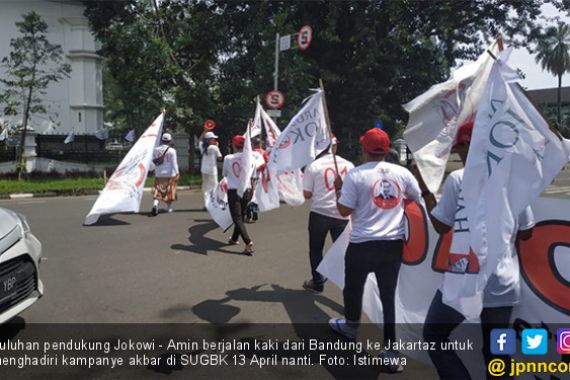 Konser Putih Bersatu: Pendukung Jokowi - Amin Jalan Kaki dari Bandung ke Jakarta - JPNN.COM