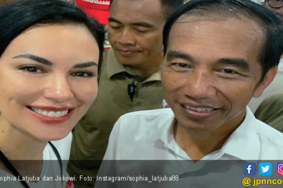 Foto Bareng Jokowi, Sophia Latjuba: Inilah Sikapku - JPNN.COM