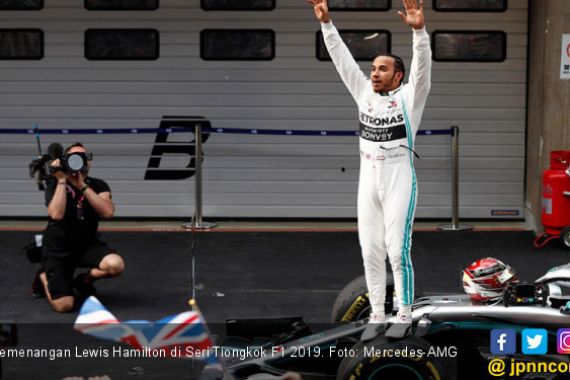 Hamilton Catat Kemenangan Mutlak di Laga F1 ke-1000 - JPNN.COM