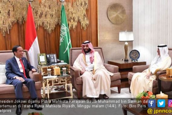 Muhammad bin Salman Sebut Indonesia Beruntung Punya Pemimpin Jelas dan Maju - JPNN.COM