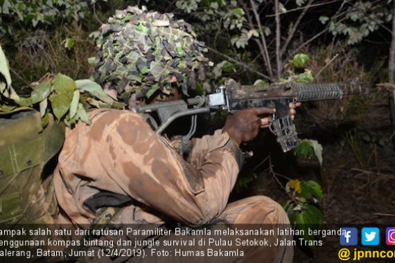 Paramiliter Bakamla Latihan Berganda, Hati-hati dengan Binatang Buas - JPNN.COM