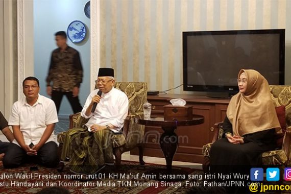 Jelang Mencoblos, Kiai Ma'ruf Amin Mengaji dan Tukar Pikiran Bersama Keluarga - JPNN.COM