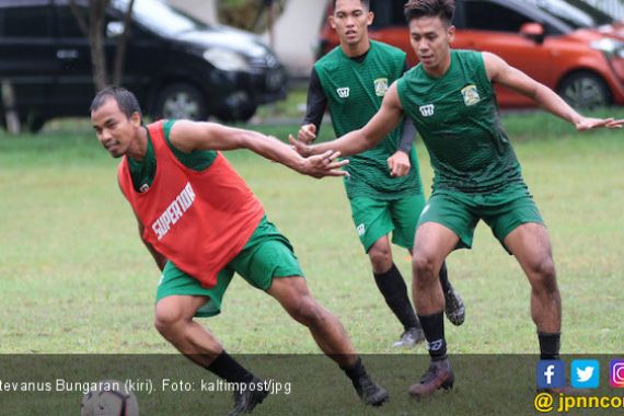 Tiga Pemain Inti Persiba Hengkang, Stevanus Bungaran Pilih Bertahan - JPNN.COM