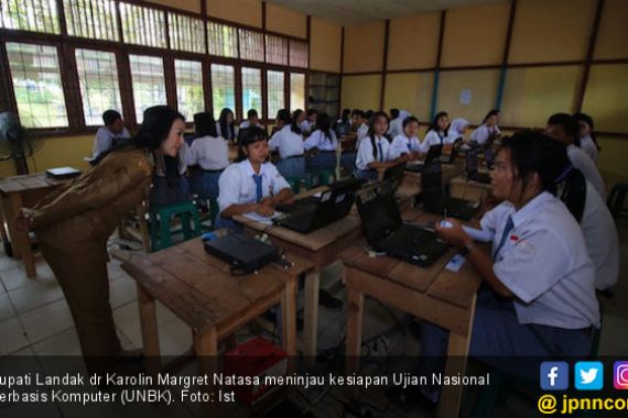 Bupati Landak: Pertama Kali, Seluruh SMP di Landak Siap Laksanakan UNBK - JPNN.COM