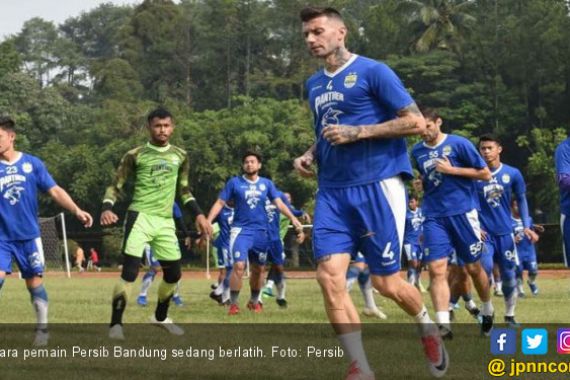 Jelang Laga Perdana Liga 1, Persib Tetap Latihan di Bulan Puasa - JPNN.COM