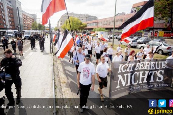 Ribuan Warga Jerman Unjuk Rasa Menentang Perayaan Ulang Tahun Hitler - JPNN.COM