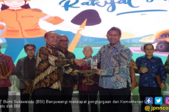 PT Bumi Suksesindo Banyuwangi Raih Penghargaan dari Kementerian LHK - JPNN.COM