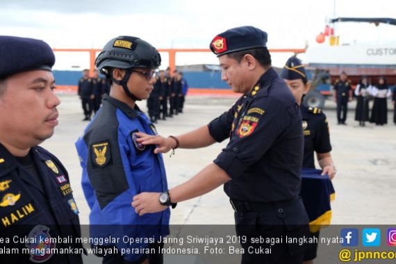 Tingkatkan Pengawasan di Laut, Bea Cukai Gelar Operasi Jaring Sriwijaya 2019 - JPNN.COM