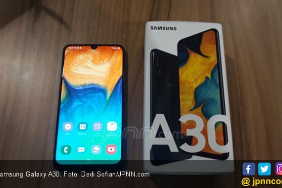 Jajal Samsung Galaxy A30, Jagoan Baru Berbanderol Rp 3 Jutaan - JPNN.COM