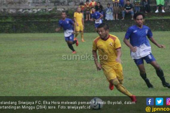 Sriwijaya FC Takluk dari Tim Liga 3, Kas Hartadi Sebut Lapangan tak Mendukung - JPNN.COM