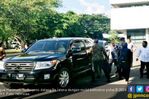 Makna Pelat Nomor B 2024 AHY di Mobil Agus Harimurti Yudhoyono - JPNN.COM