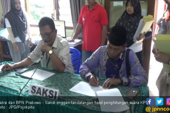 Suara Jokowi Unggul, Saksi Prabowo - Sandi Ogah Tanda Tangan - JPNN.COM