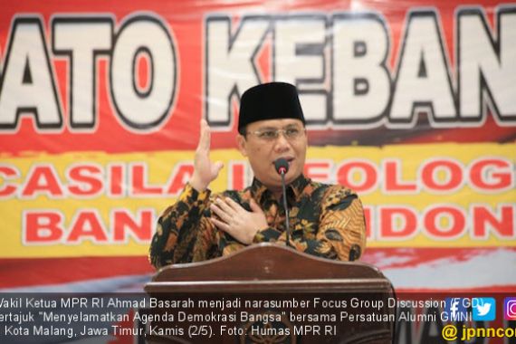 Ahmad Basarah Sebut Megawati Tak Mau Ketua MPR Dipilih Lewat Voting - JPNN.COM