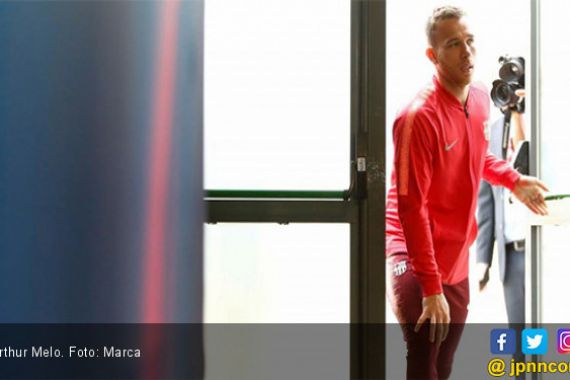 Arthur Melo, Pemain Barcelona Kelima yang Kemalingan saat Barca Bertanding - JPNN.COM