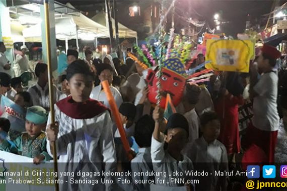 Luar Biasa! Pendukung Garis Keras Jokowi dan Prabowo Bikin Karnaval Bareng - JPNN.COM