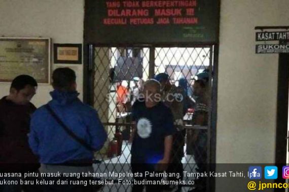 Kronologis 30 Tahanan Kabur dari Sel Mapolresta Palembang - JPNN.COM