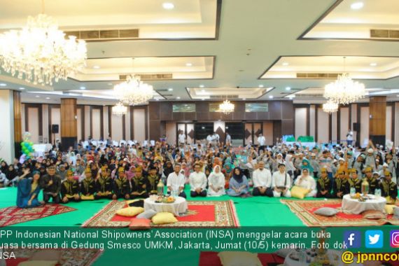 Buka Puasa Bersama, DPP INSA Undang Ratusan Anak Yatim Piatu - JPNN.COM