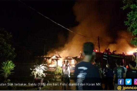 Narapidana Mengamuk, Rutan Siak Terbakar, Perwira Polisi Dikabarkan Tertembak - JPNN.COM