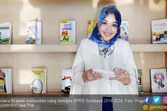 Lebih Dekat dengan Juliana Evawati, Pemilik Senyum Manis, Caleg Termuda DPRD Surabaya - JPNN.COM