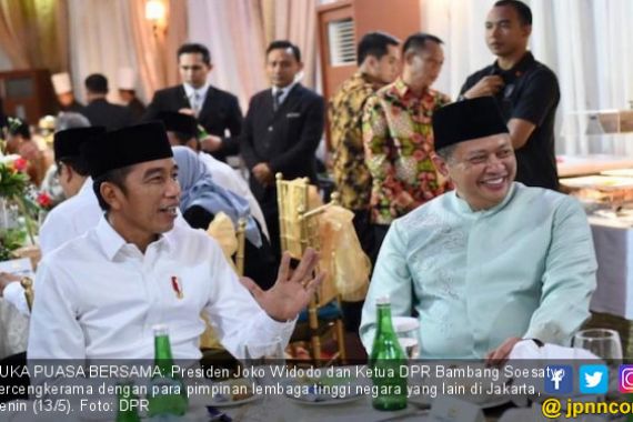 Bamsoet Anggap Airlangga & AGK Pantas Jadi Pembantu Presiden Jokowi Lagi - JPNN.COM