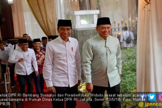 Sambangi Istana, Rombongan Elite DPR Ingin Berpamitan kepada Jokowi - JPNN.COM