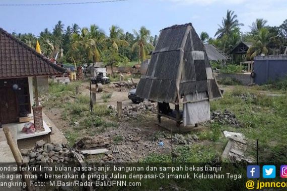 Bantuan Tak Datang, Korban Banjir Bandang Protes Keras - JPNN.COM
