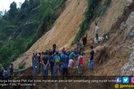 Puluhan Gurandil di Bogor Tertimbun Longsor, Lima Korban Ditemukan Tewas - JPNN.COM