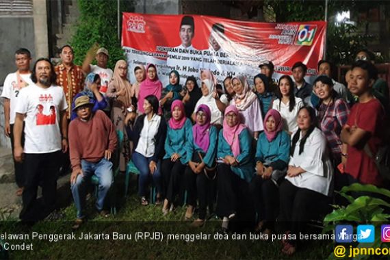 Mensyukuri Pemilu Damai, Relawan Jokowi Buka Puasa Bareng Warga di Condet - JPNN.COM