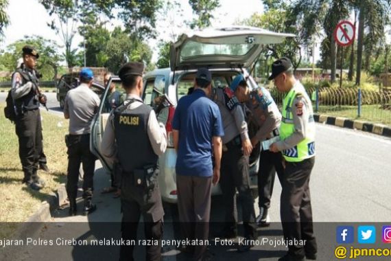 Antisipasi Aksi 22 Mei, Polres Cirebon Razia di Tiga Jalur - JPNN.COM
