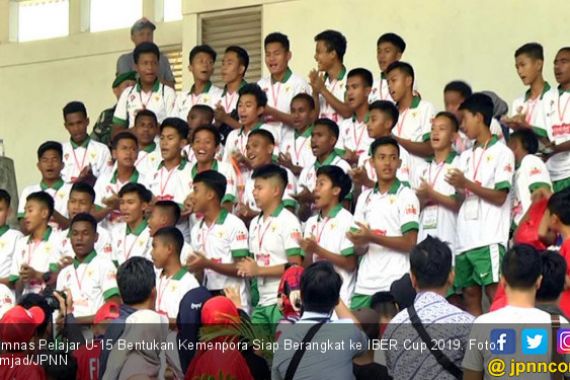 Timnas Pelajar U-15 Bentukan Kemenpora Siap Berprestasi di IBER Cup 2019 - JPNN.COM