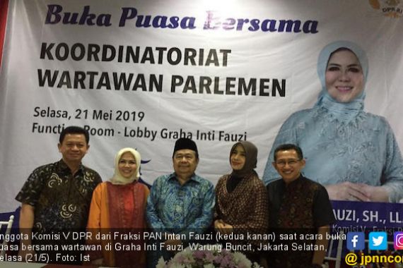 Intan Fauzi Sampaikan Pencapaian Program Sebagai Anggota DPR 2014-2019 - JPNN.COM
