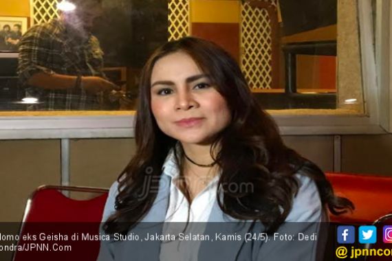Momo Sumbang Suara untuk Lagu Indonesia Damai   - JPNN.COM