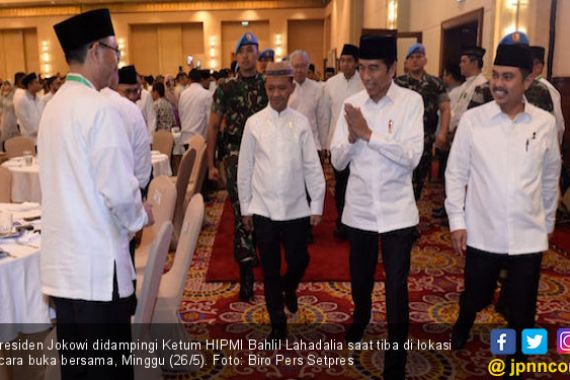 Disebut Presiden Jokowi Layak jadi Menteri, Bahlil hanya Bilang Begini - JPNN.COM
