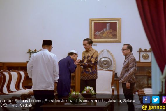 Qari Terbaik Dunia Asal NTB Bertemu Jokowi - JPNN.COM