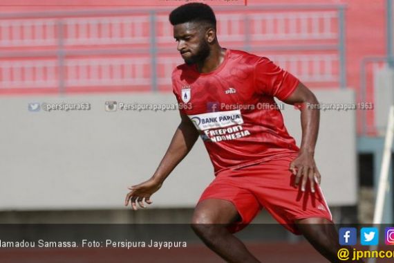 Eks Striker Marseille Ini Disiapkan Menggantikan Boaz Solossa - JPNN.COM