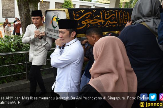 Jenazah Bu Ani Yudhoyono Diperkirakan Tiba di Halim Pukul 10 Malam Ini - JPNN.COM