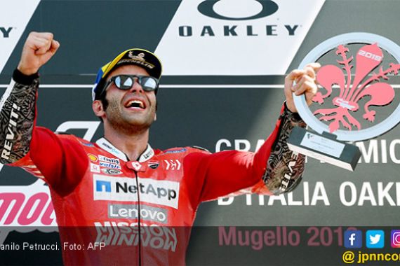 Danilo Petrucci Memenangi MotoGP Italia yang Menegangkan - JPNN.COM