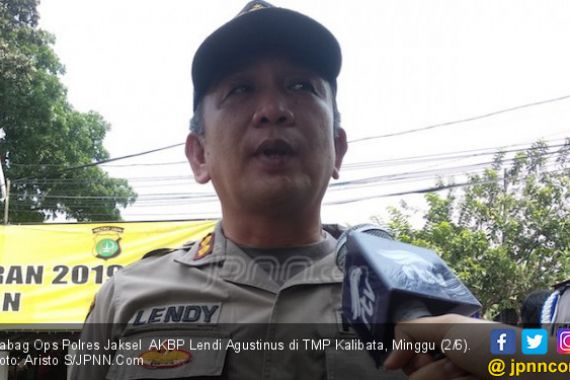 Polres Jaksel Kerahkan 300 Personel demi Amankan TMP Kalibata - JPNN.COM