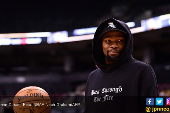 Brooklyn Nets Dapatkan Tanda Tangan Kevin Durant dan Kyrie Irving - JPNN.COM
