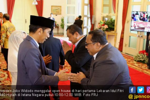 Ini Bukti Nyata Presiden Jokowi Sangat Dicintai Rakyat Indonesia - JPNN.COM