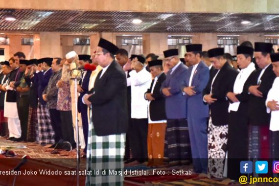 Penuh Haru...Setelah Minta Maaf, Presiden Jokowi Pamit pada Masyarakat - JPNN.COM