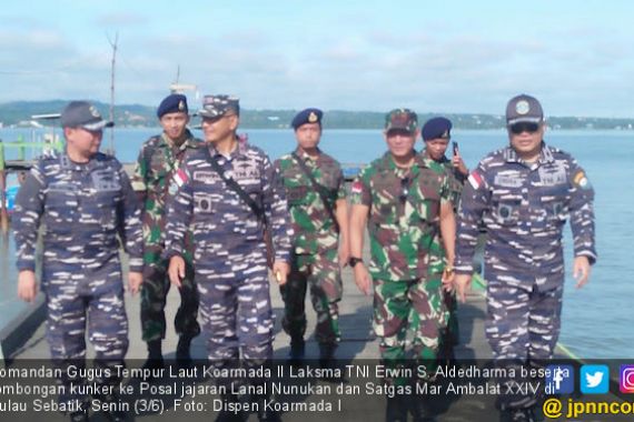 Komandan Guspurla Memotivasi Prajurit di Perbatasan RI - Malaysia - JPNN.COM