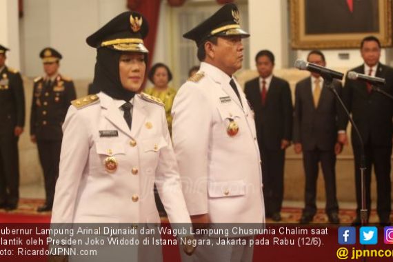 Dilantik di Istana Negara, Arinal - Chusnunia Resmi Pimpin Lampung 2019 - 2024 - JPNN.COM