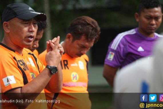 Suporter Ingin Salahudin Kembali Latih Barito Putera - JPNN.COM