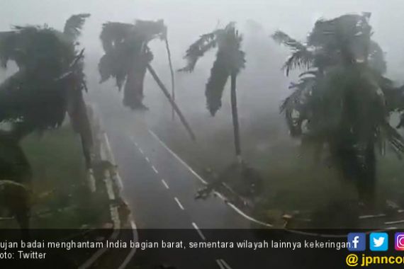 Cuaca Ekstrem Hantam India: Badai di Barat, Kemarau di Timur - JPNN.COM